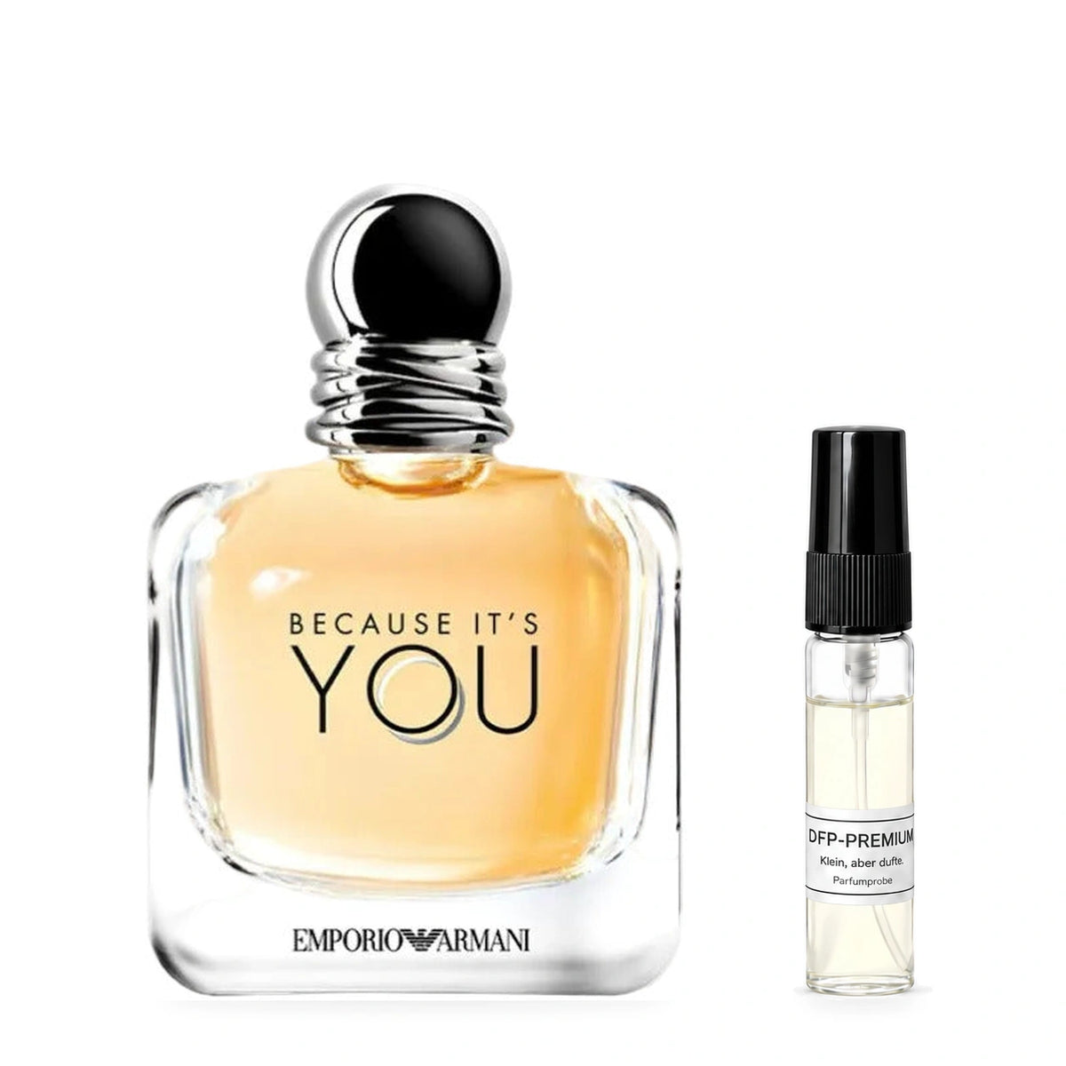 Emporio Armani Because It's You: Originalflakon neben einer DFP Parfumprobe im Glaszerstäuber mit schwarzer Kappe auf weissem Hintergrund.