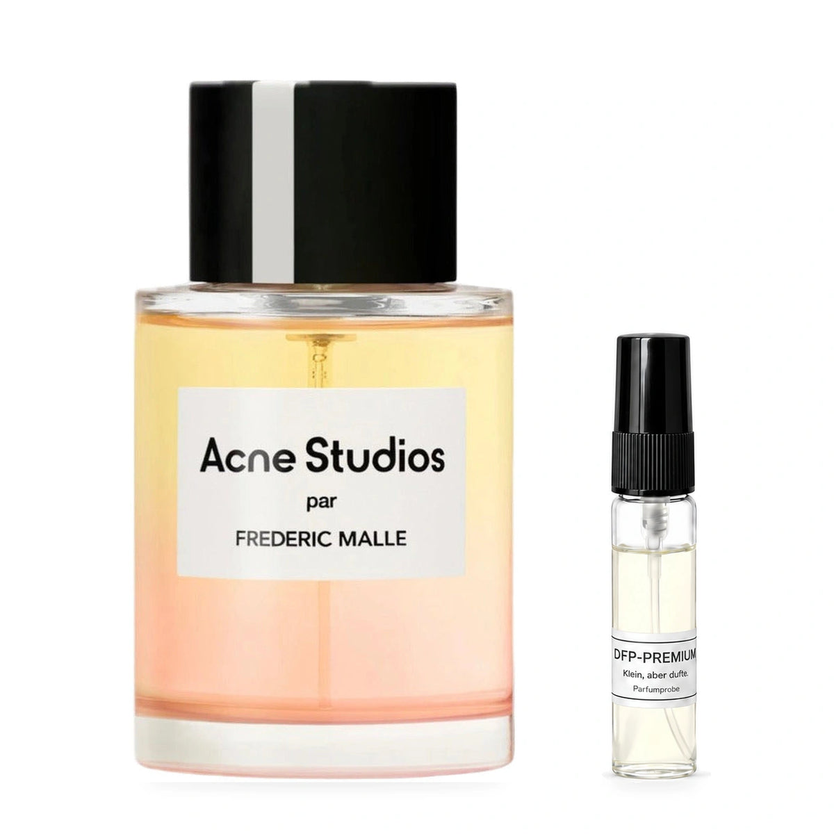Acne Studios par Frédéric Malle: Originalflakon neben einer DFP Parfumprobe im Glaszerstäuber mit schwarzer Kappe auf weissem Hintergrund.