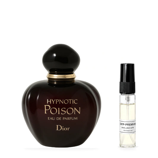 Dior Hypnotic Poison, Eau de Parfum: Originalflakon neben einer DFP Parfumprobe im Glaszerstäuber mit schwarzer Kappe auf weissem Hintergrund.