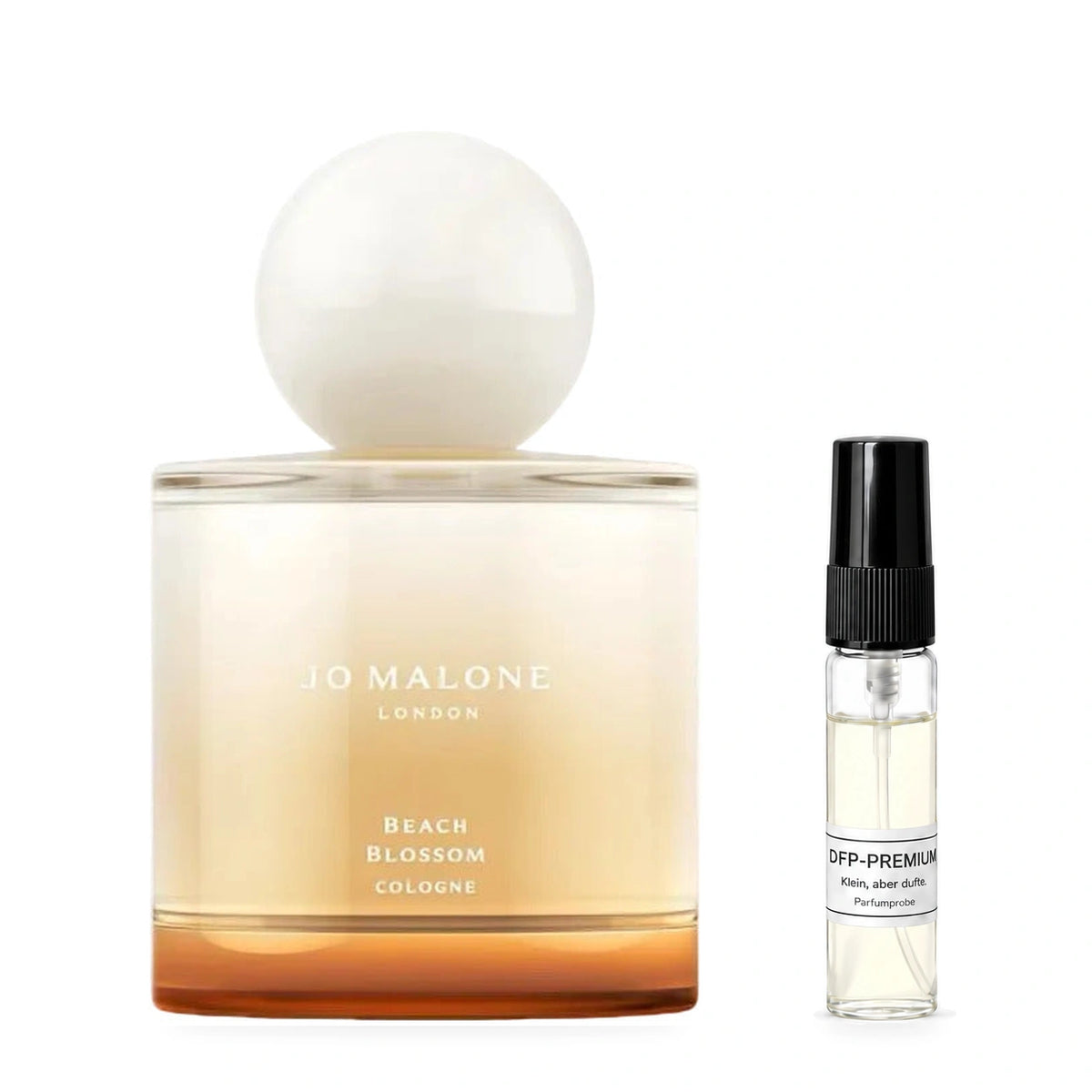 Jo Malone Beach Blossom: Originalflakon neben einer DFP Parfumprobe im Glaszerstäuber mit schwarzer Kappe auf weissem Hintergrund.