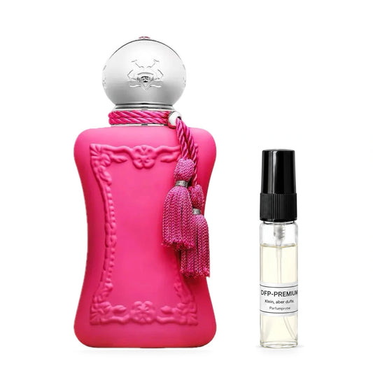 Parfums de Marly Oriana: Originalflakon neben einer DFP Parfumprobe im Glaszerstäuber mit schwarzer Kappe auf weissem Hintergrund.