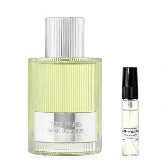 Tom Ford Beau de Jour: Originalflakon neben einer DFP Parfumprobe im Glaszerstäuber mit schwarzer Kappe auf weissem Hintergrund.